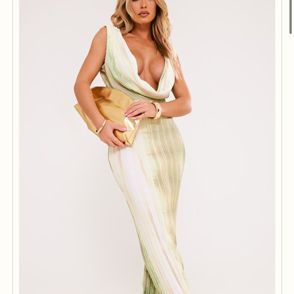 Elegant Green and Gold Maxi Dress
